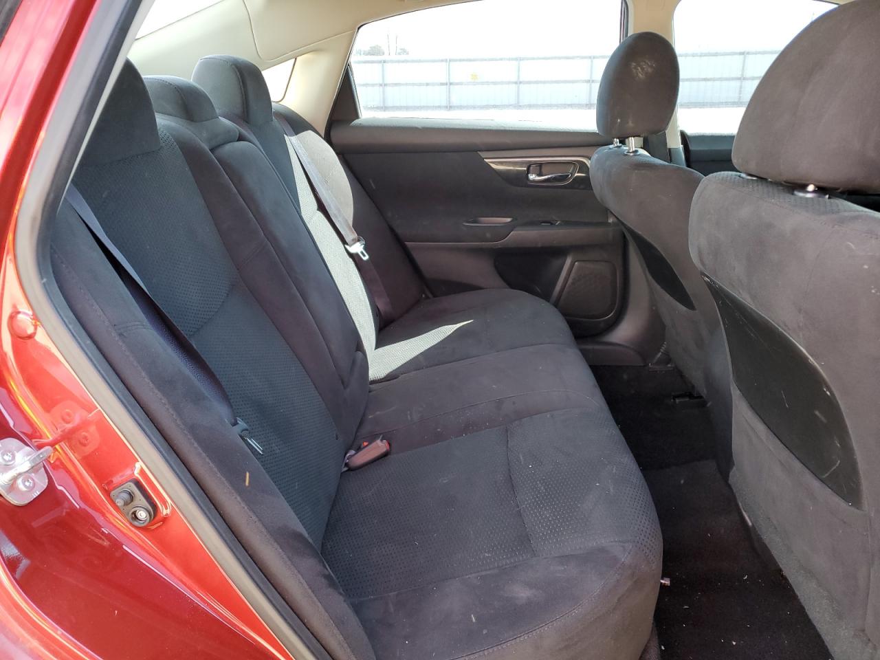 2014 Nissan Altima - Image 10