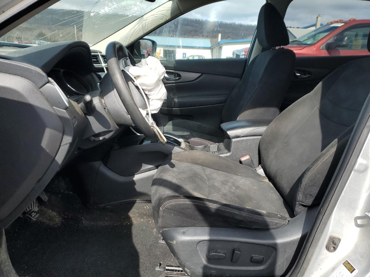 2016 Nissan Rogue - Image 7