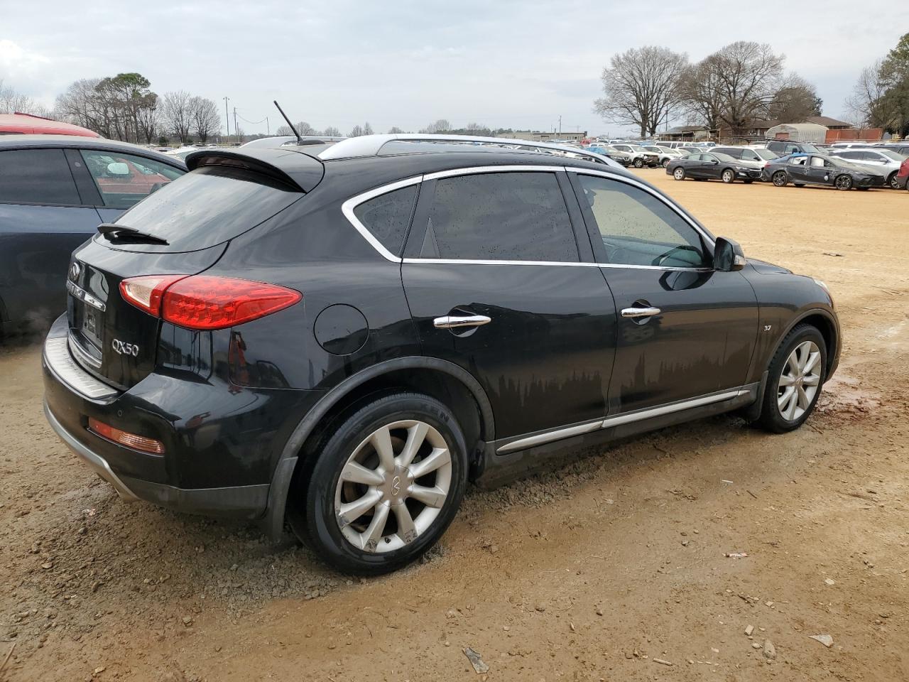 2016 Infiniti QX50 - Image 3