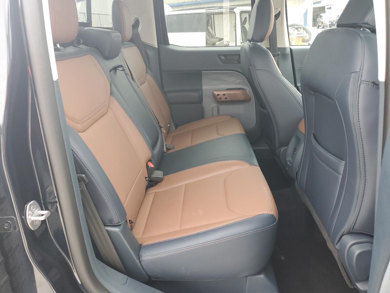 2022 Ford Maverick - Image 11