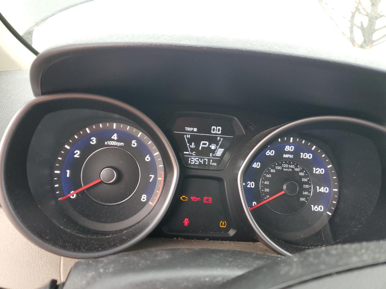2014 Hyundai Elantra - Image 9