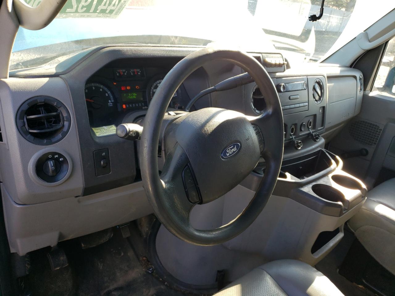 2016 Ford Econoline - Image 8