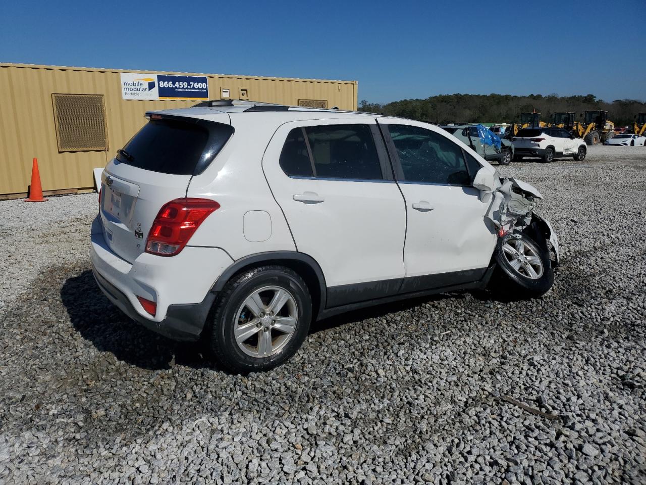 2017 Chevrolet Trax - Image 3