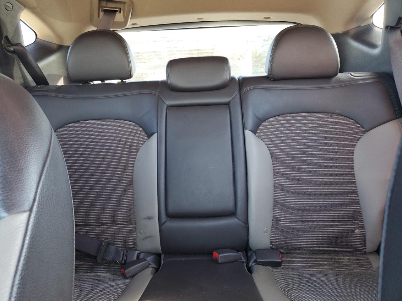 2013 Hyundai Tucson - Image 10
