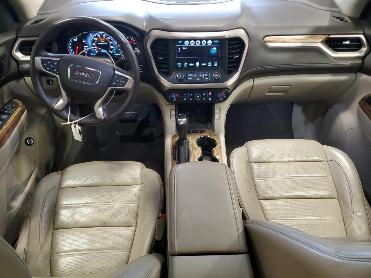 2017 GMC Acadia - Image 8