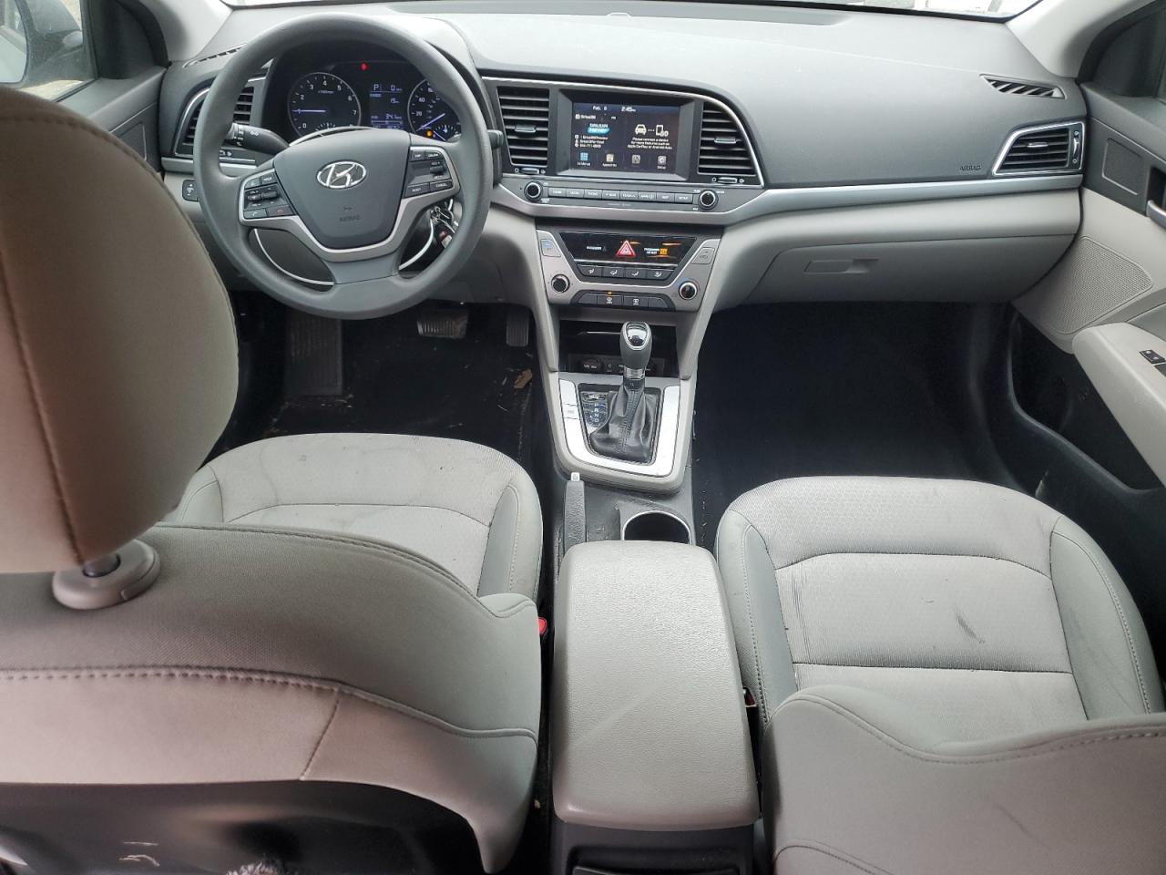 2017 Hyundai Elantra - Image 8