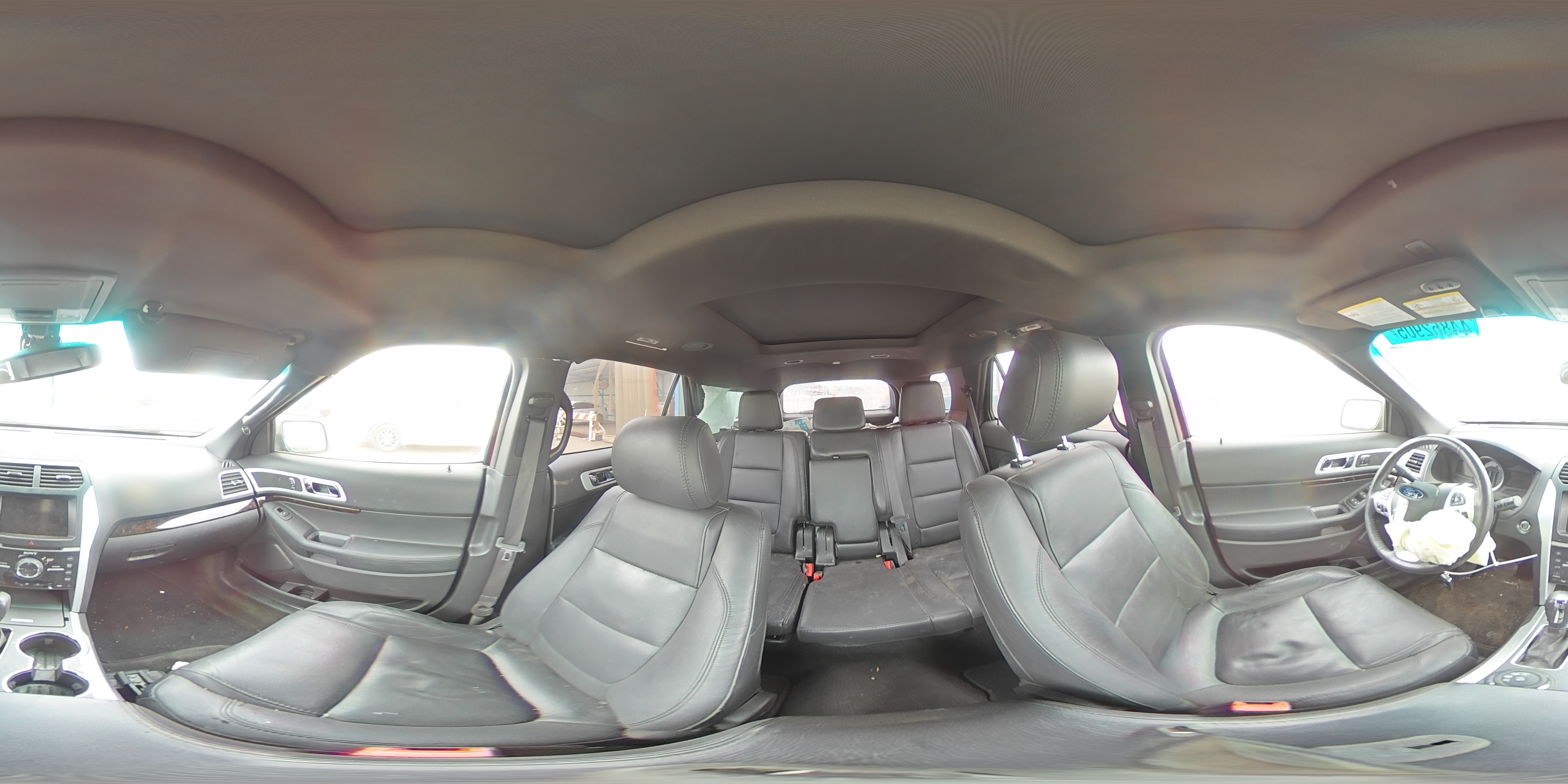 2015 Ford Explorer - Image 14