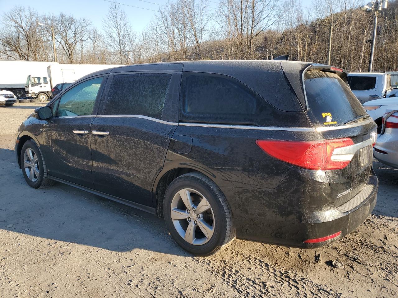 2018 Honda Odyssey - Image 2