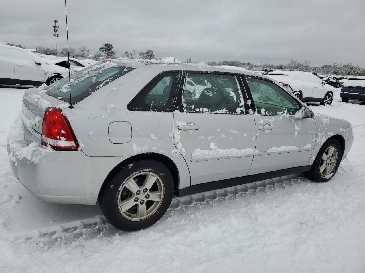 2004 Chevrolet Malibu - Image 3