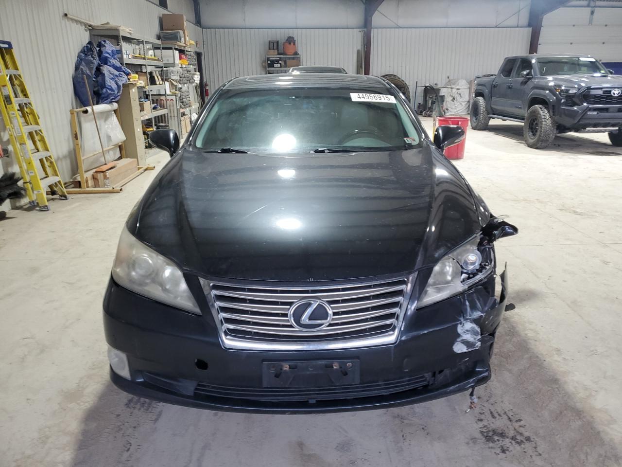 2011 Lexus ES - Image 5
