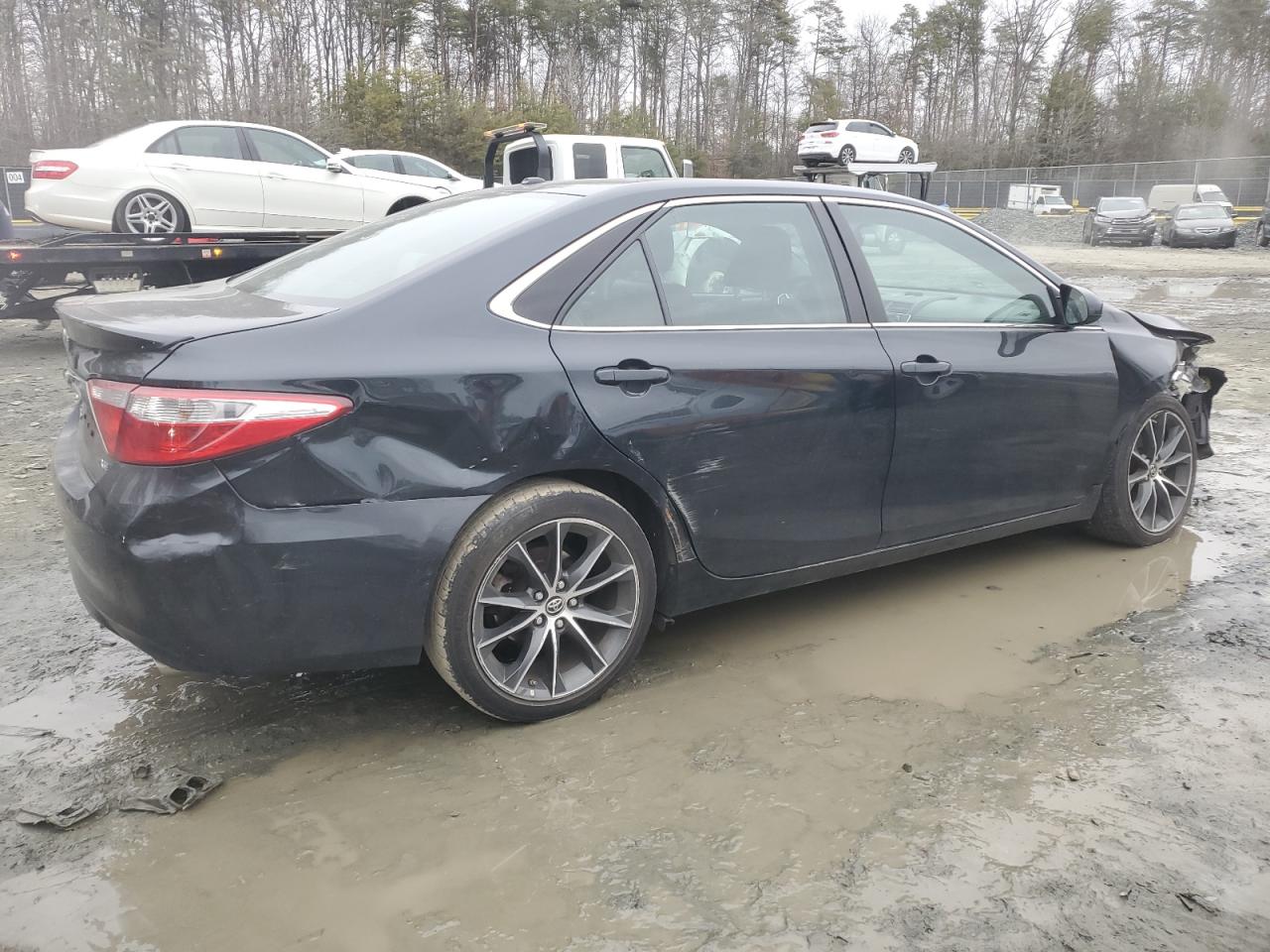 2015 Toyota Camry - Image 3