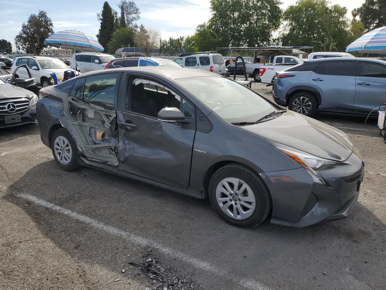 2017 Toyota Prius - Image 4