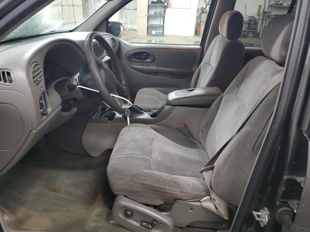 2004 Chevrolet TrailBlazer - Image 7