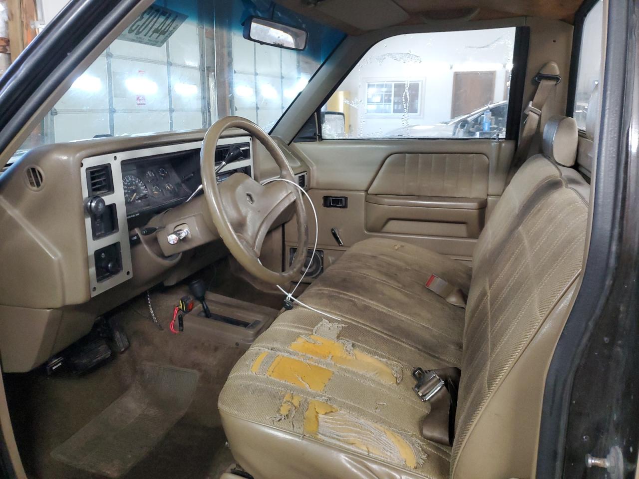 1990 Dodge Dakota - Image 7