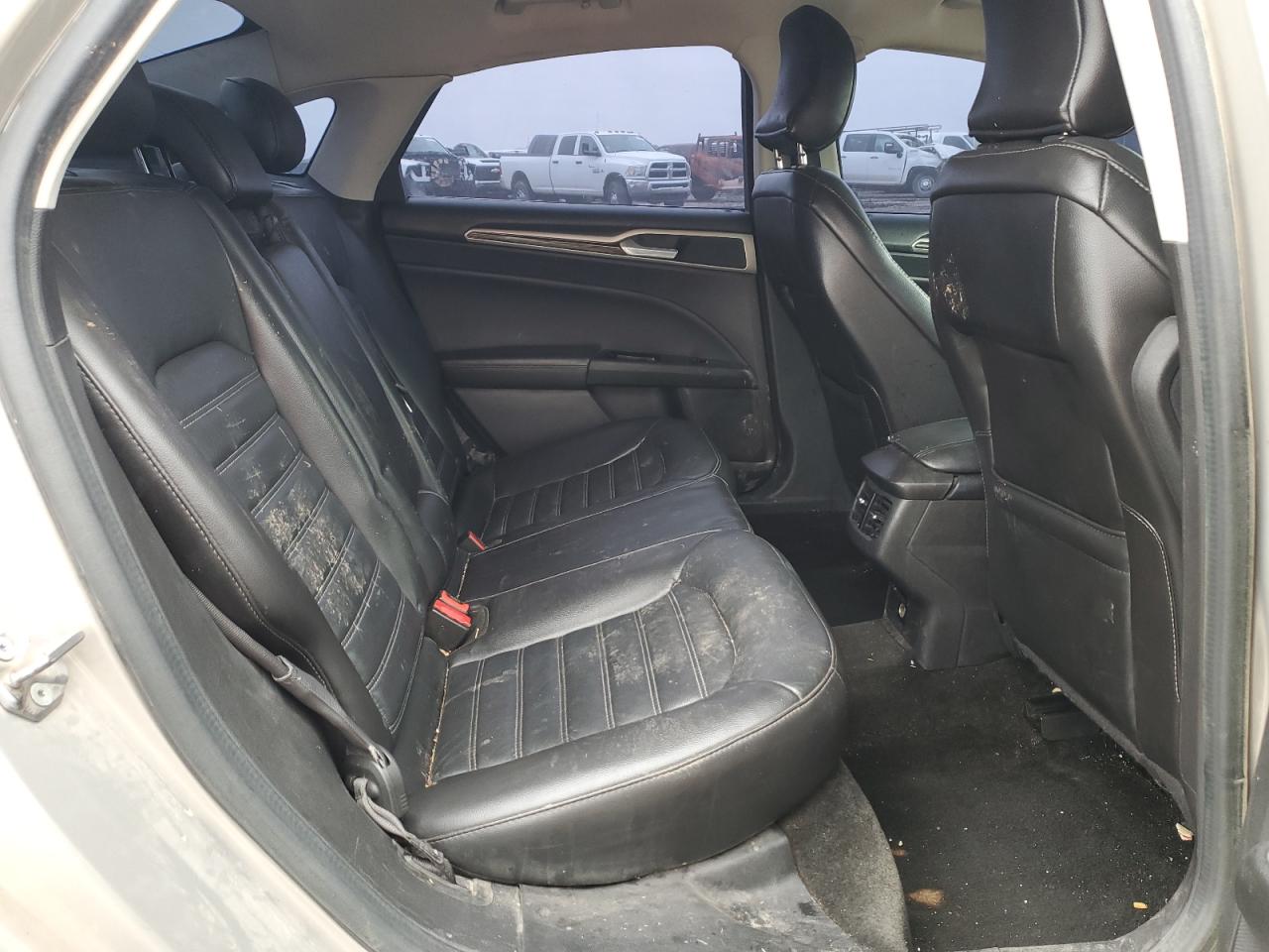 2015 Ford Fusion - Image 10
