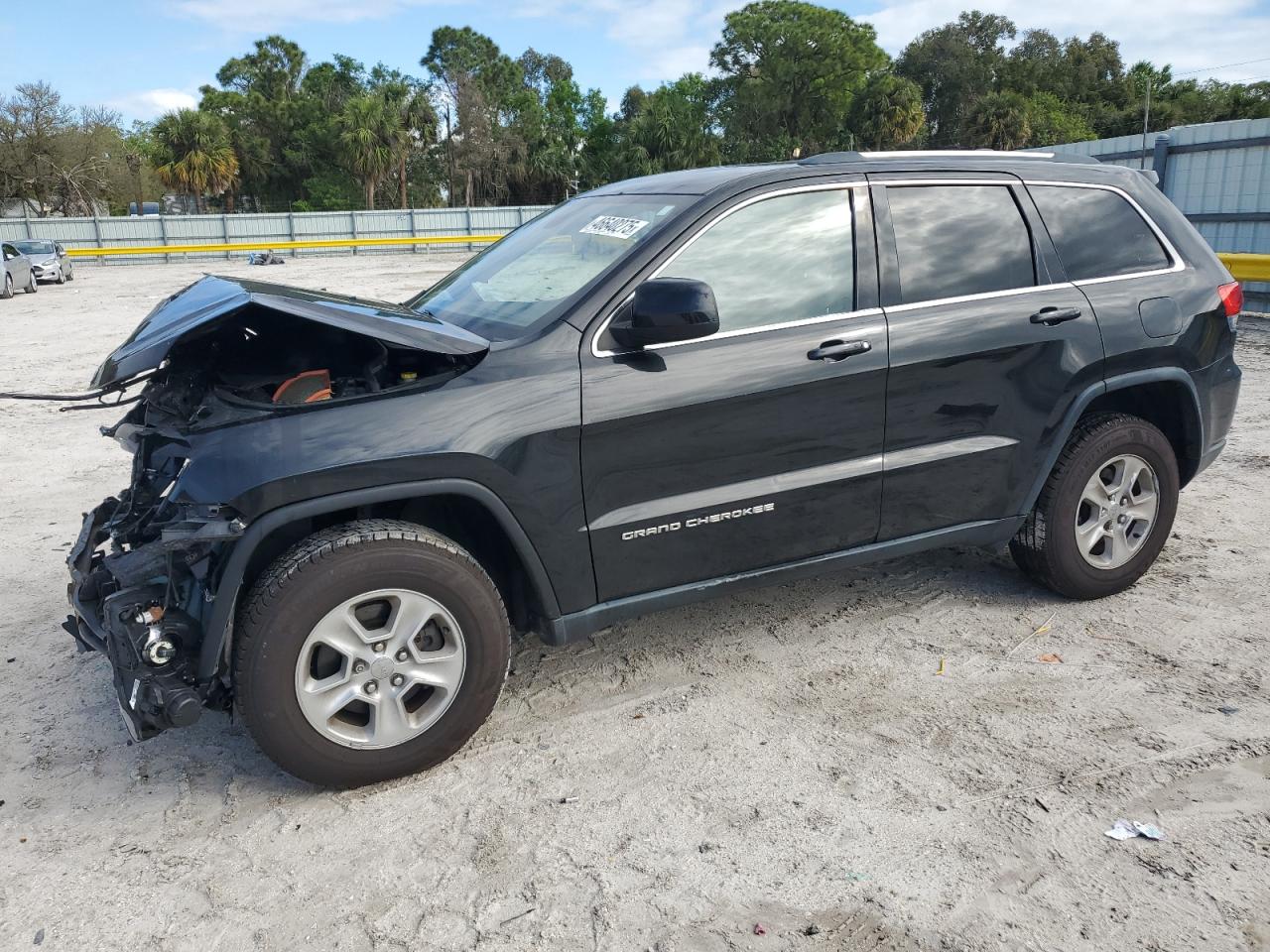 2015 Jeep Grand Cherokee - Image 1