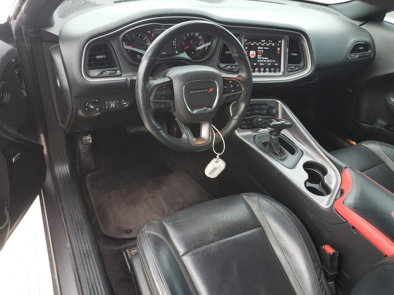 2019 Dodge Challenger - Image 8