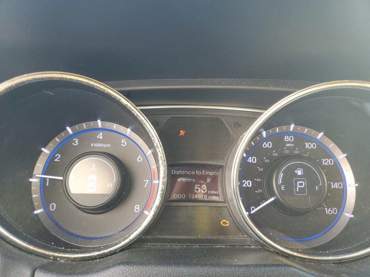 2011 Hyundai Sonata - Image 9
