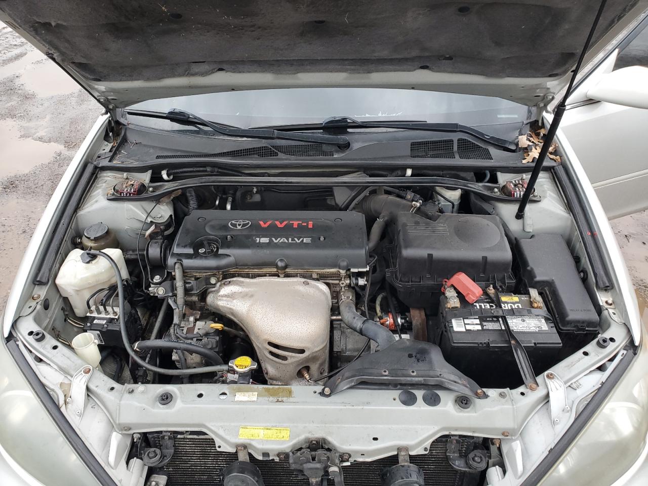 2004 Toyota Camry - Image 11
