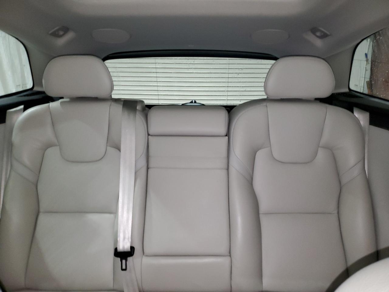 2019 Volvo XC60 - Image 10