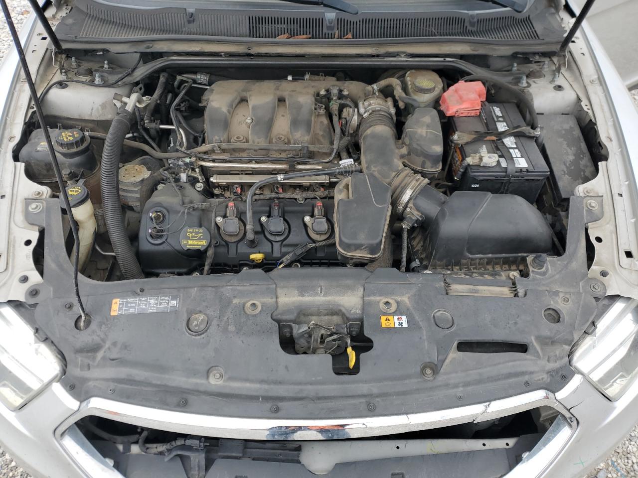 2013 Ford Taurus - Image 11