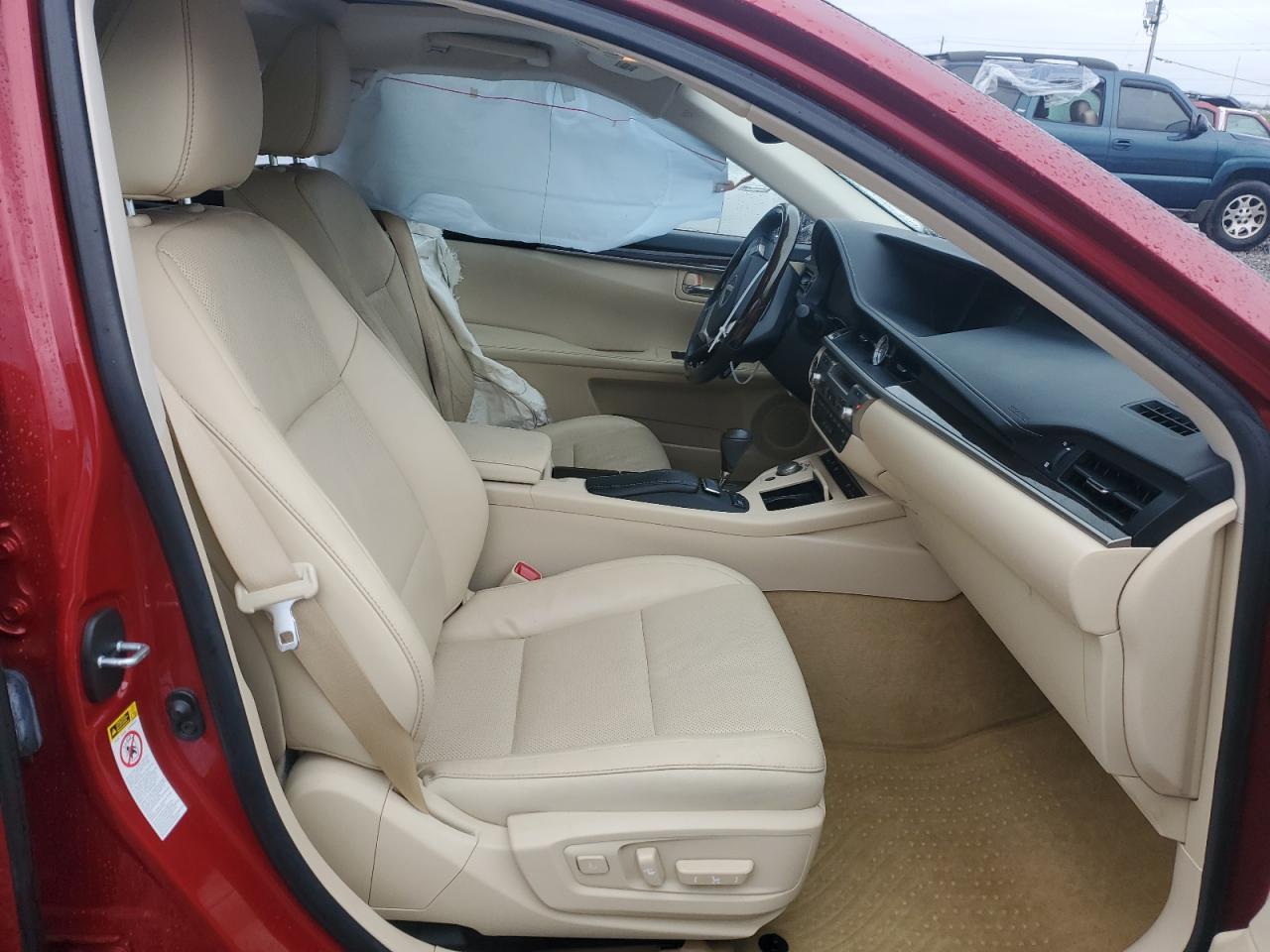 2014 Lexus ES - Image 7