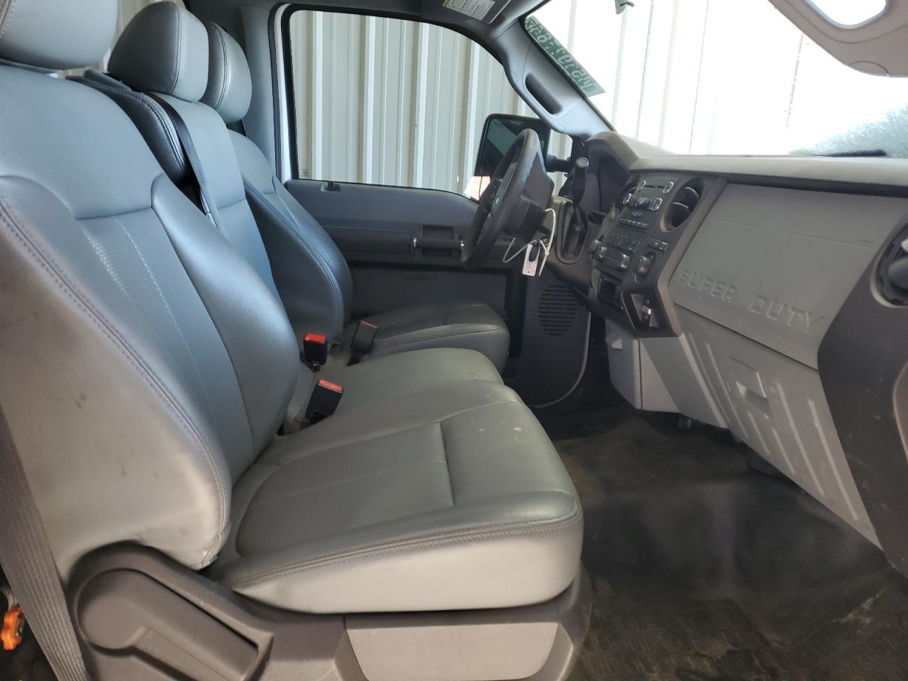 2015 Ford F250 - Image 10