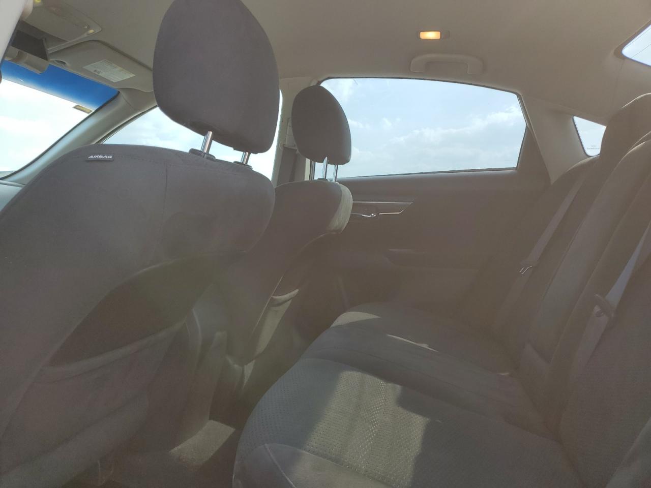 2014 Nissan Altima - Image 10
