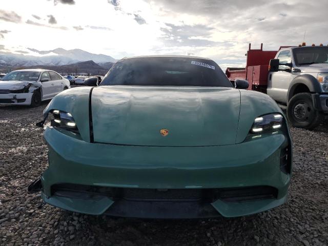 PORSCHE TAYCAN 2020 Зеленый