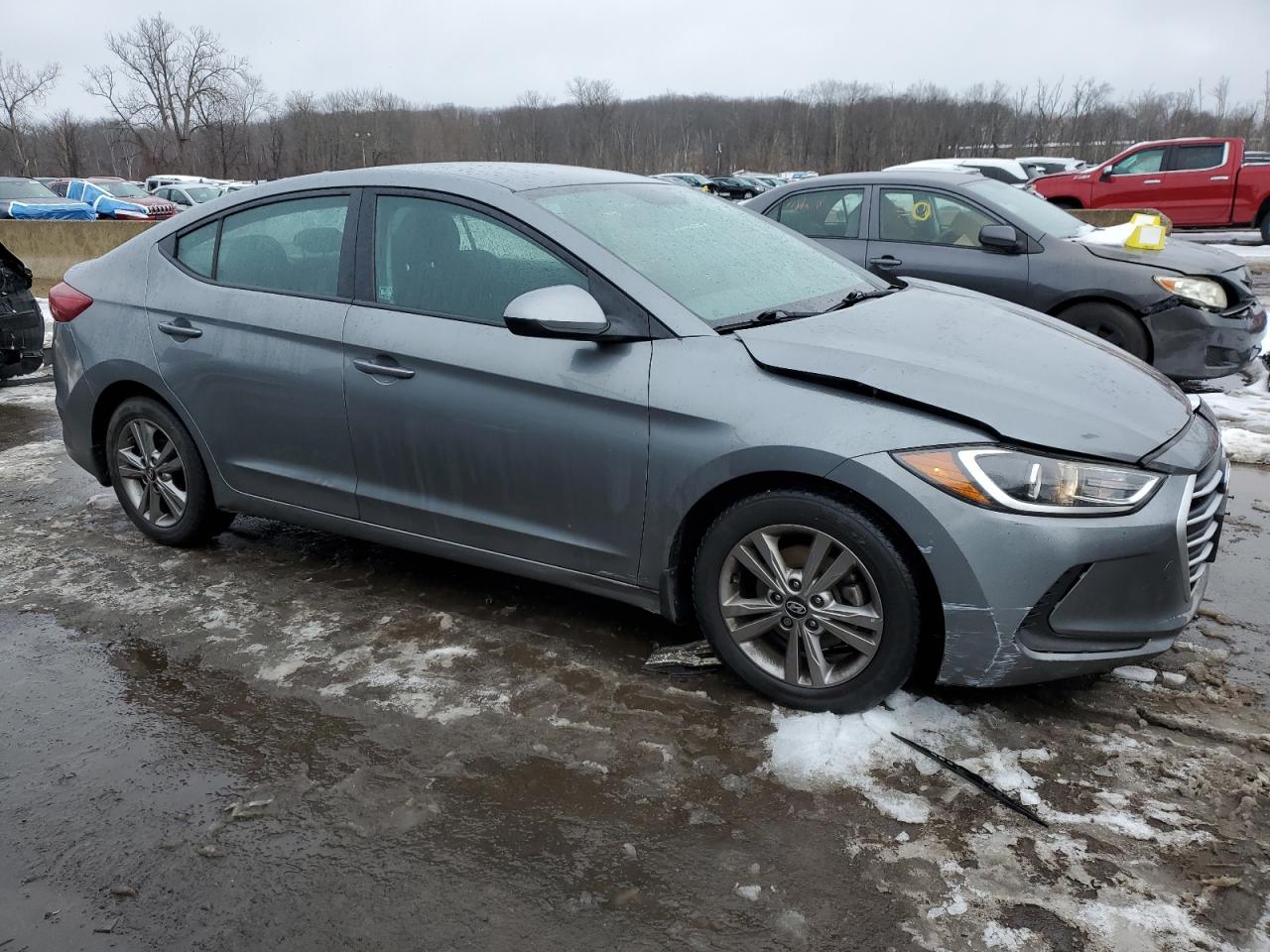 2018 Hyundai Elantra - Image 4