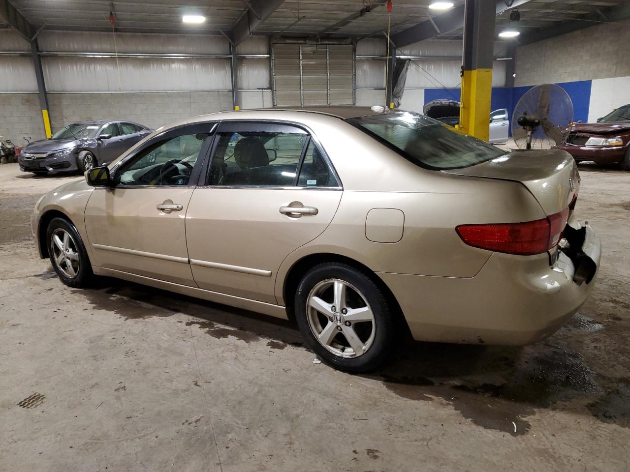 2005 Honda Accord - Image 2