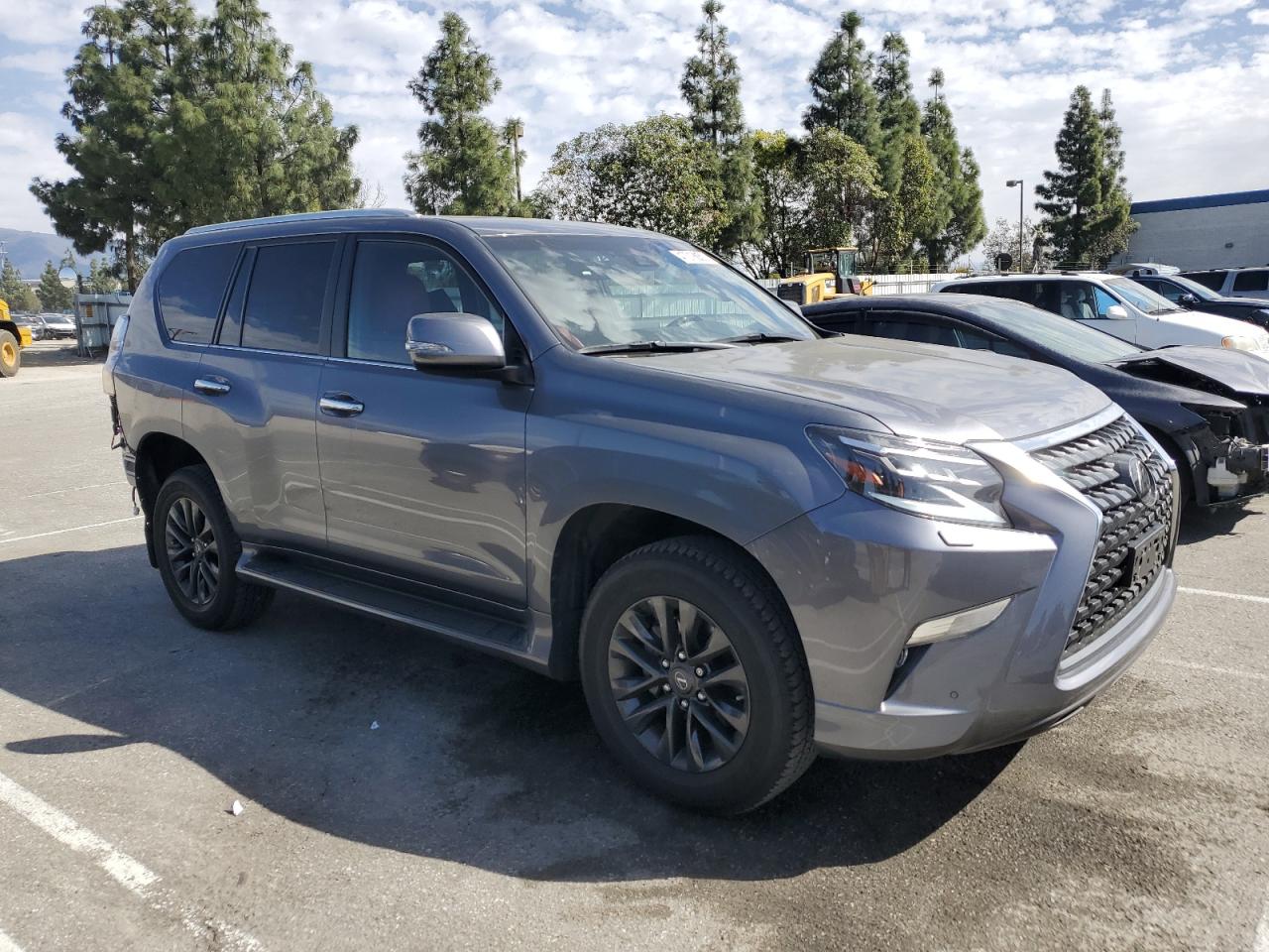 2022 Lexus GX - Image 4