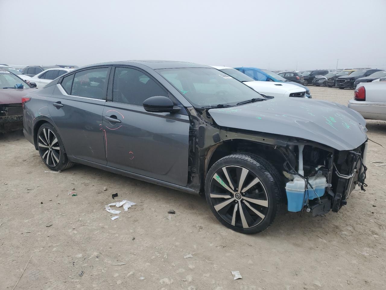 2019 Nissan Altima - Image 4