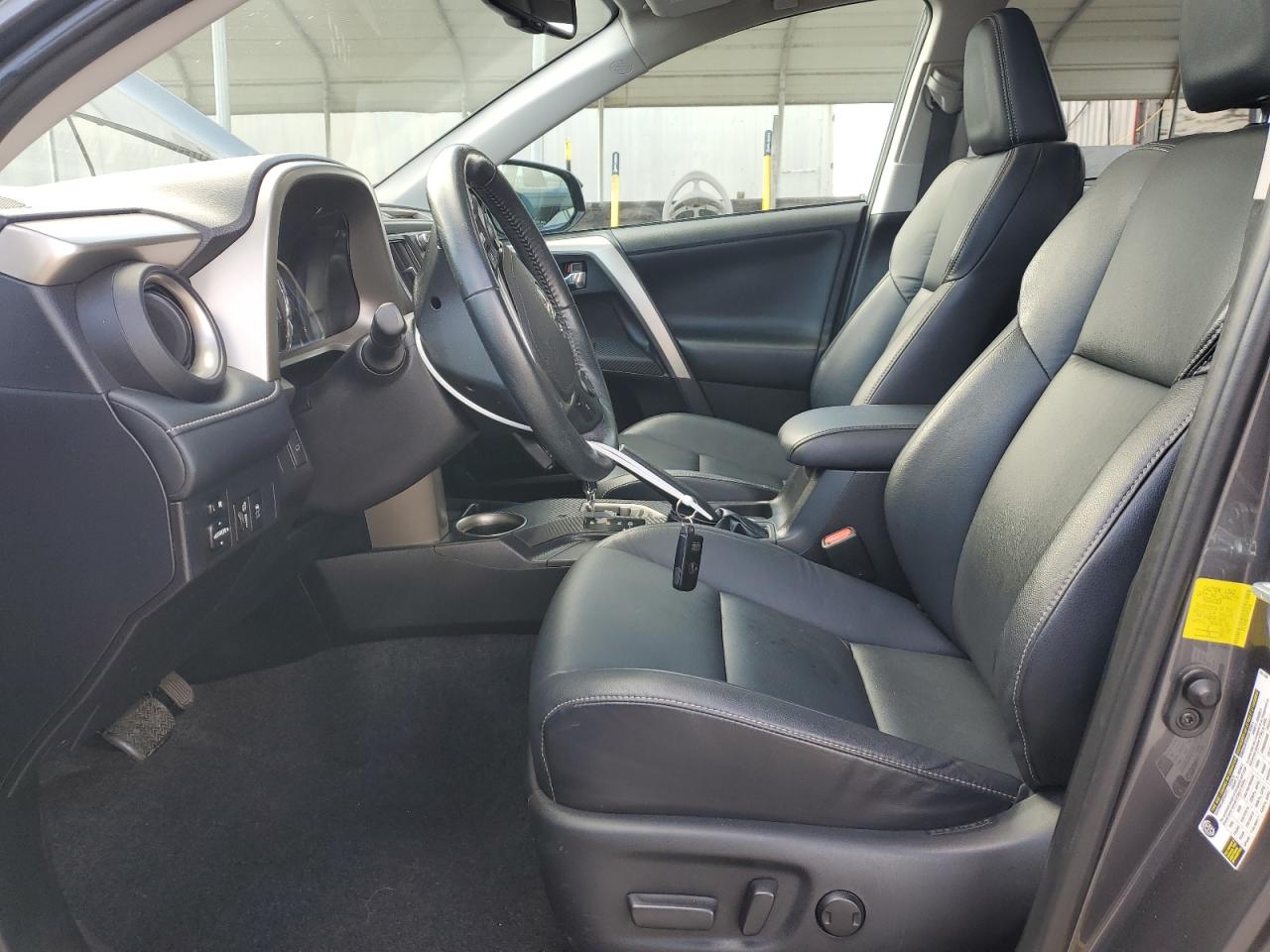 2015 Toyota RAV 4 - Image 7