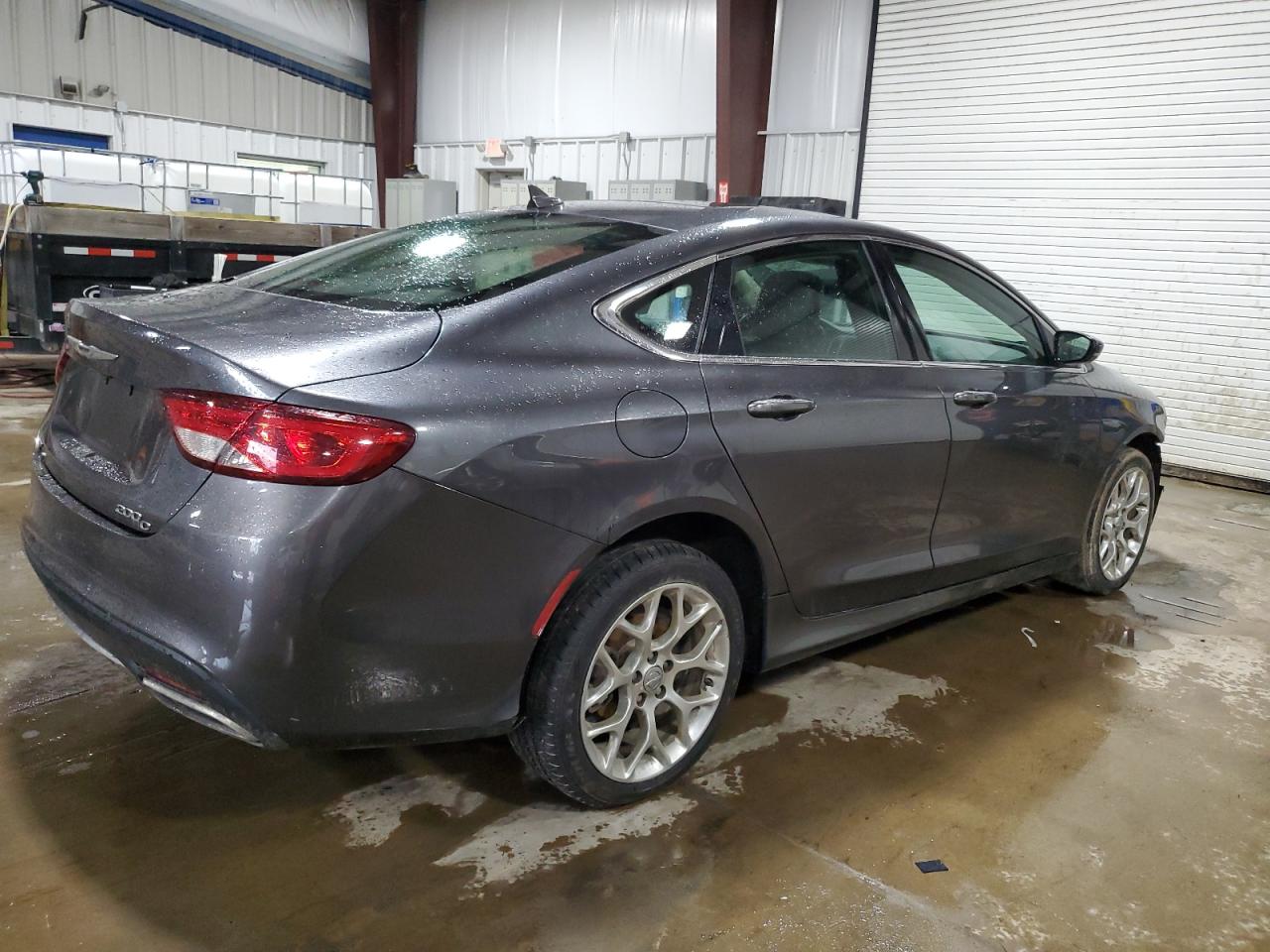2016 Chrysler 200 - Image 3