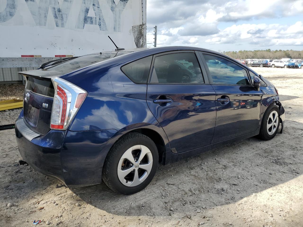 2012 Toyota Prius - Image 3