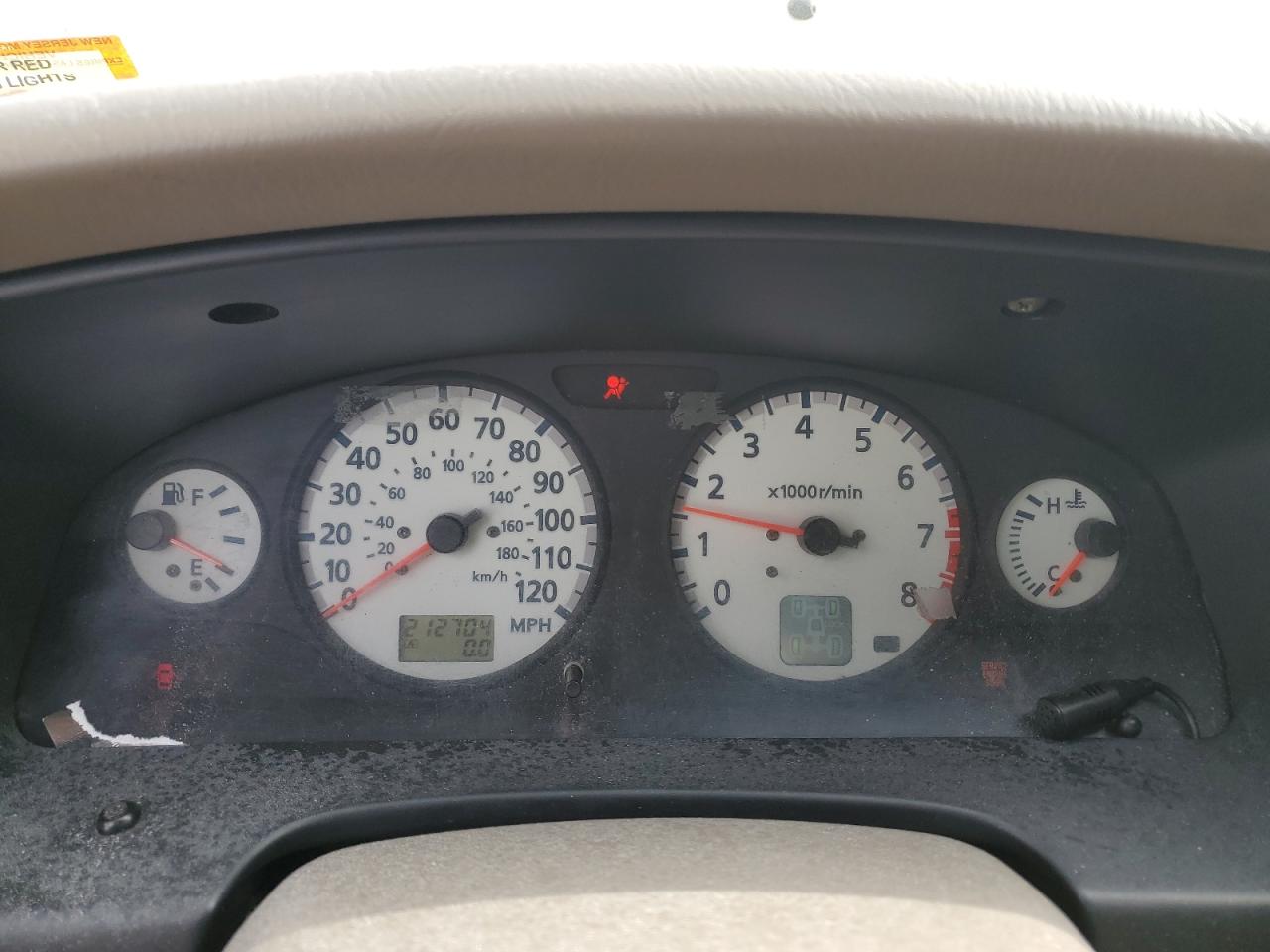 2001 Nissan Pathfinder - Image 9
