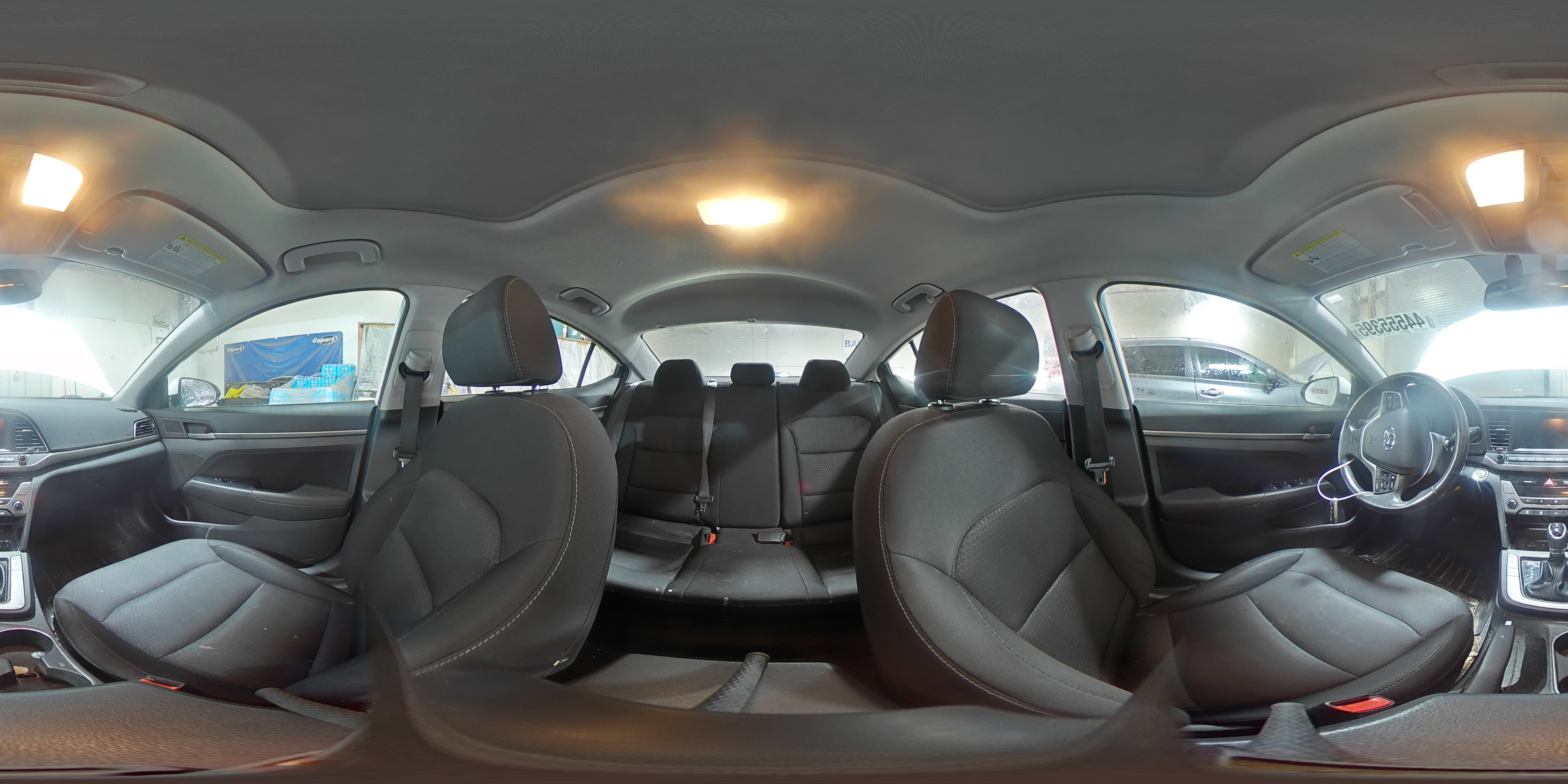 2018 Hyundai Elantra - Image 14