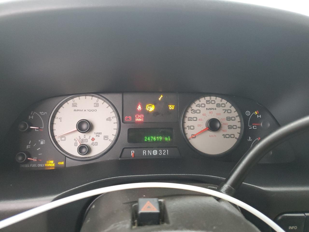 2006 Ford F250 - Image 9
