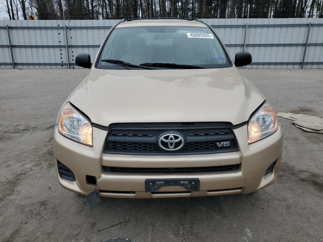 2012 Toyota RAV 4 - Image 5