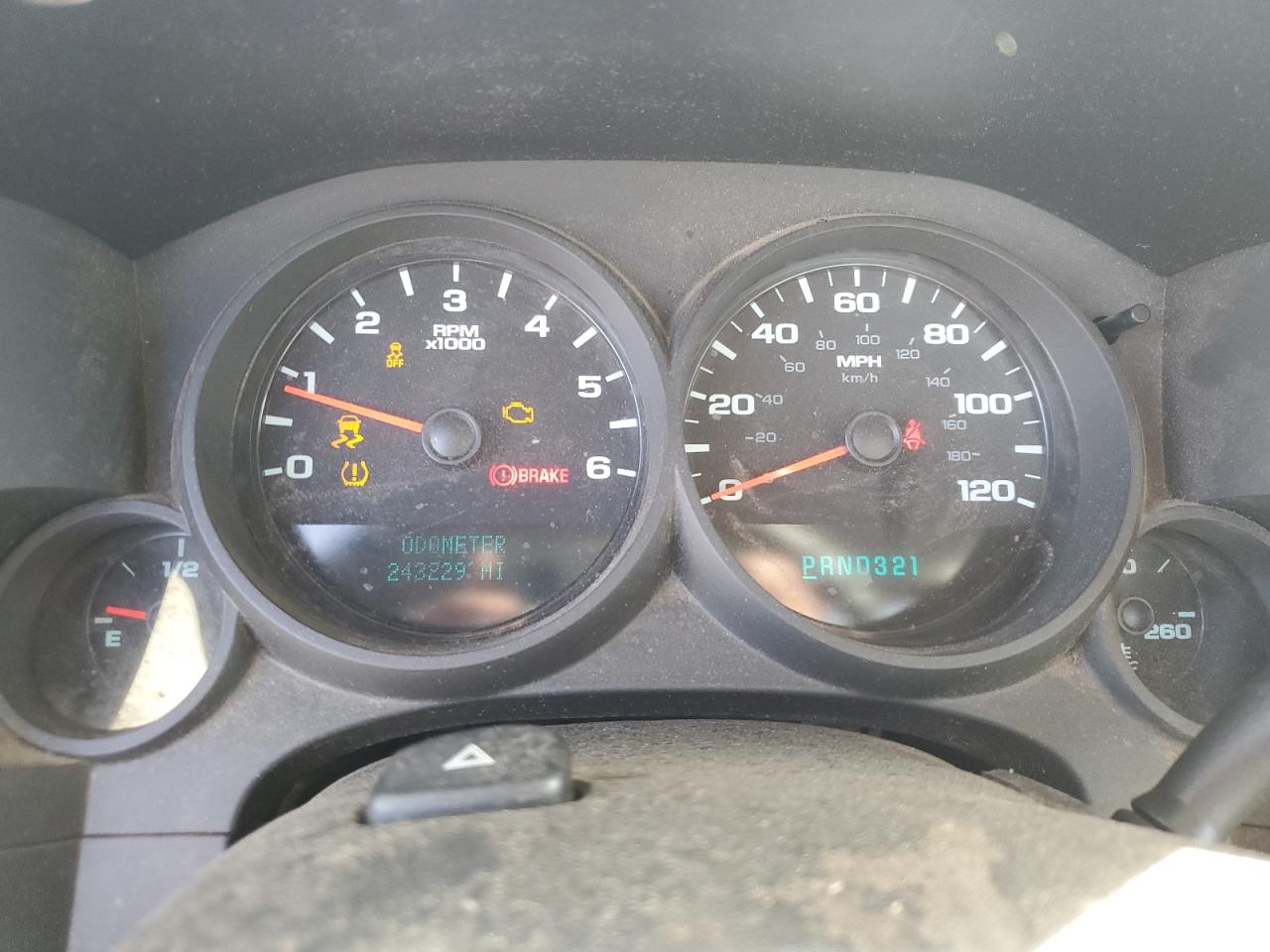 2012 Chevrolet Silverado - Image 9