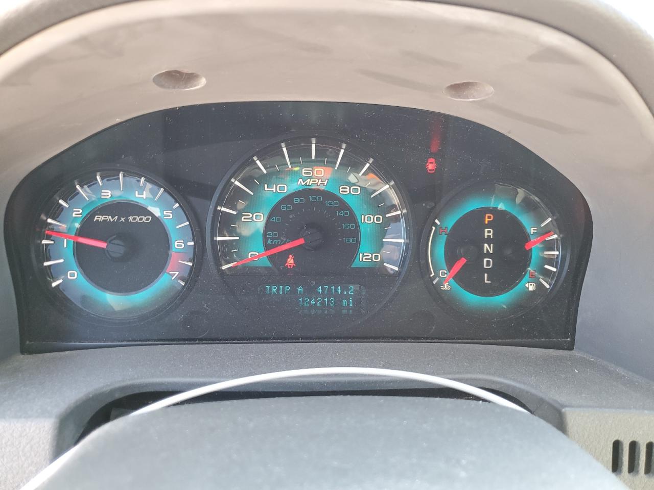 2010 Ford Fusion - Image 9