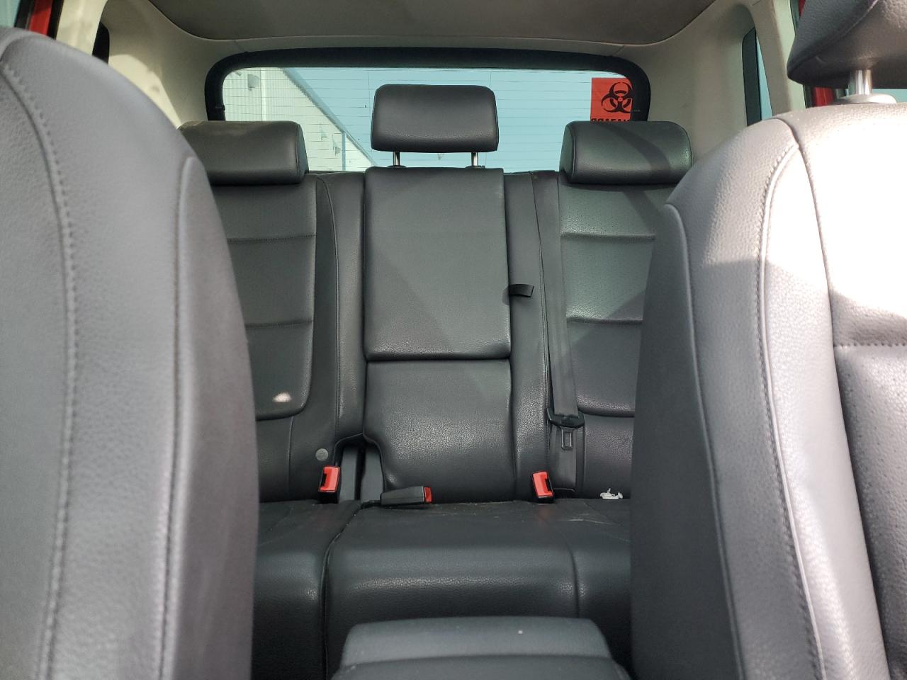 2010 Volkswagen Tiguan - Image 10