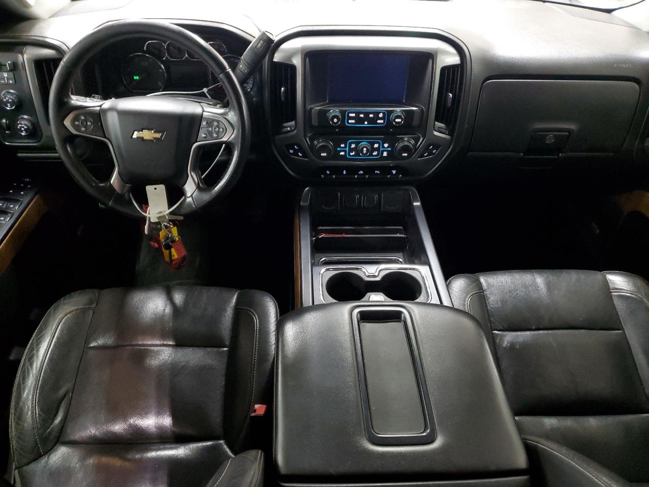 2015 Chevrolet Silverado - Image 8