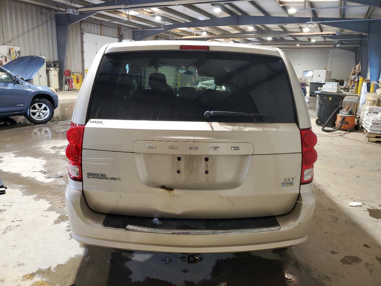 2014 Dodge Caravan - Image 6