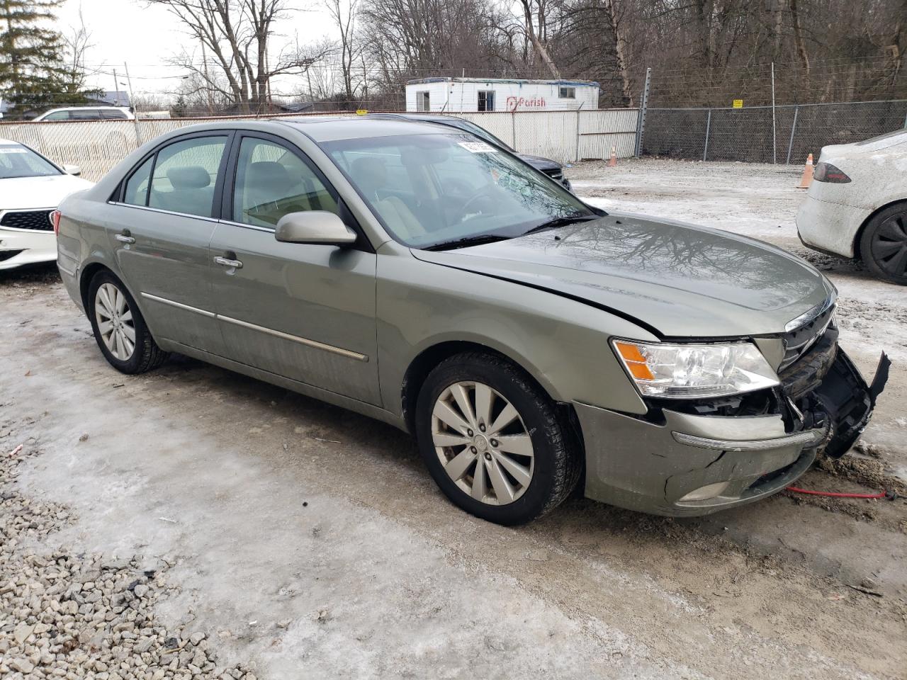 2009 Hyundai Sonata - Image 4