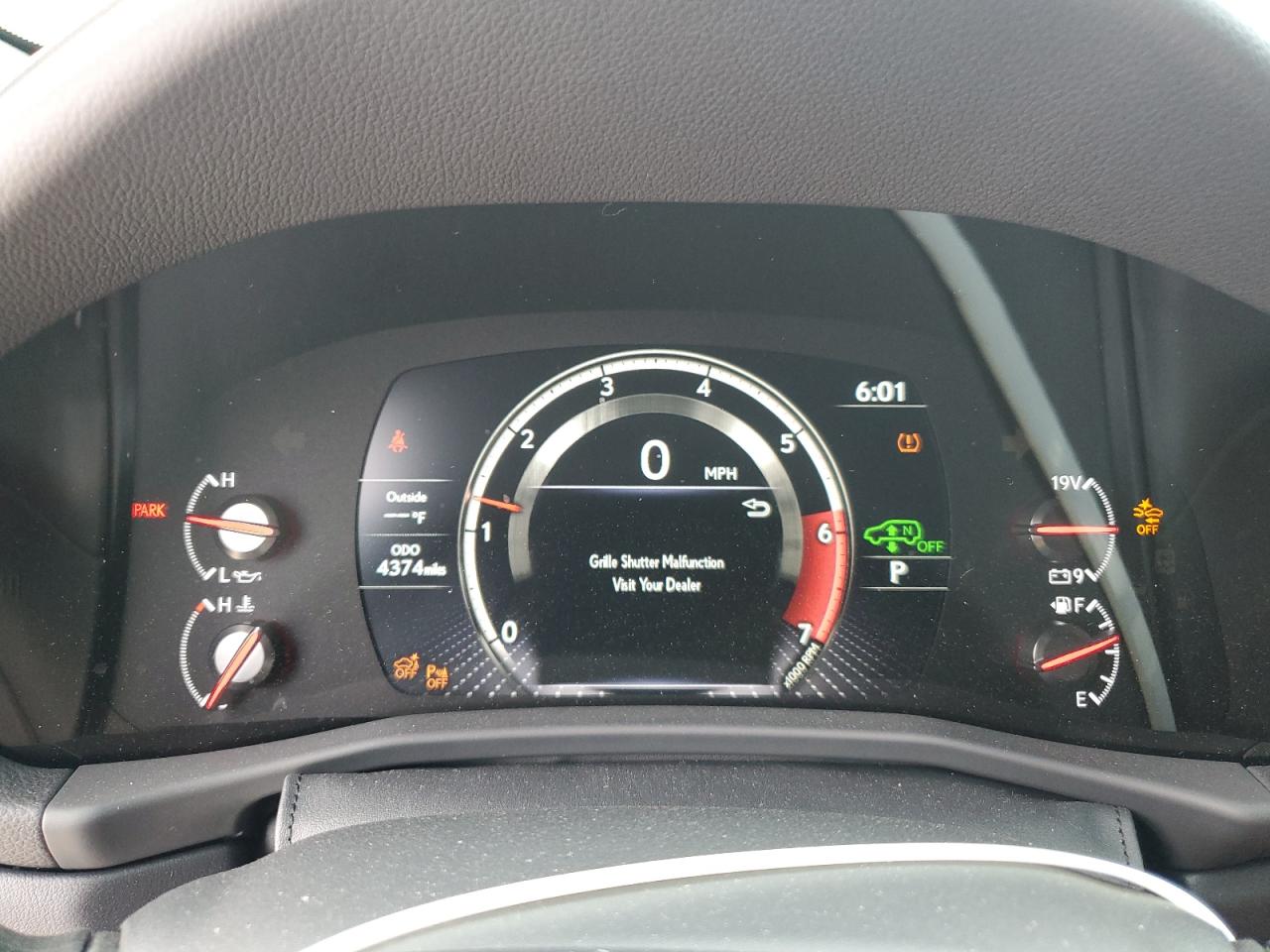 2023 Lexus LX - Image 9