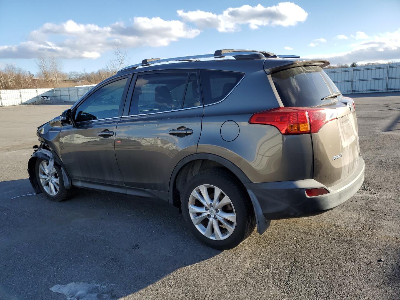 2014 Toyota RAV 4 - Image 2