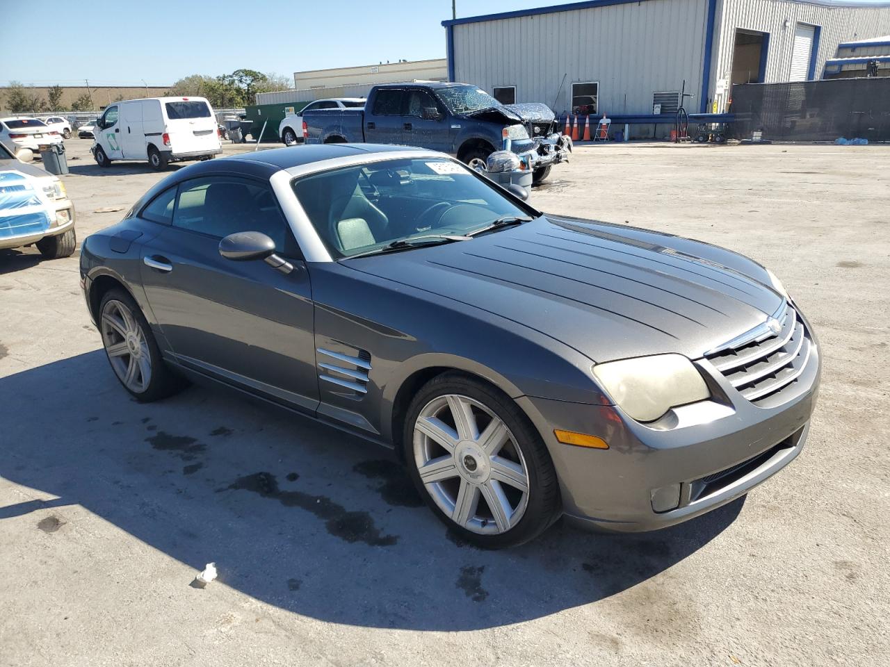 2004 Chrysler Crossfire - Image 4