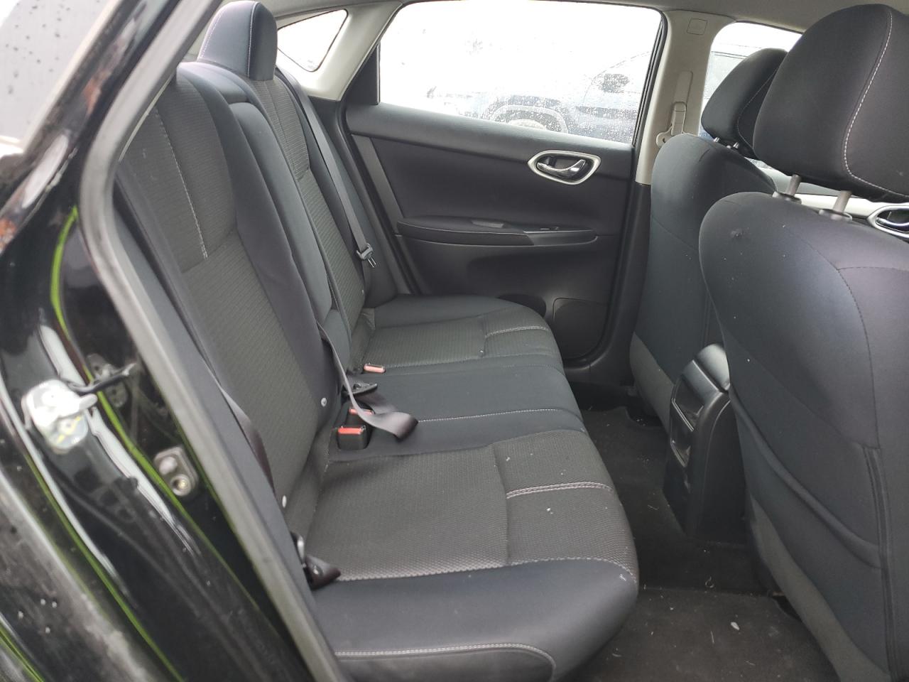 2014 Nissan Sentra - Image 10